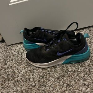 Nike Women’s shoes